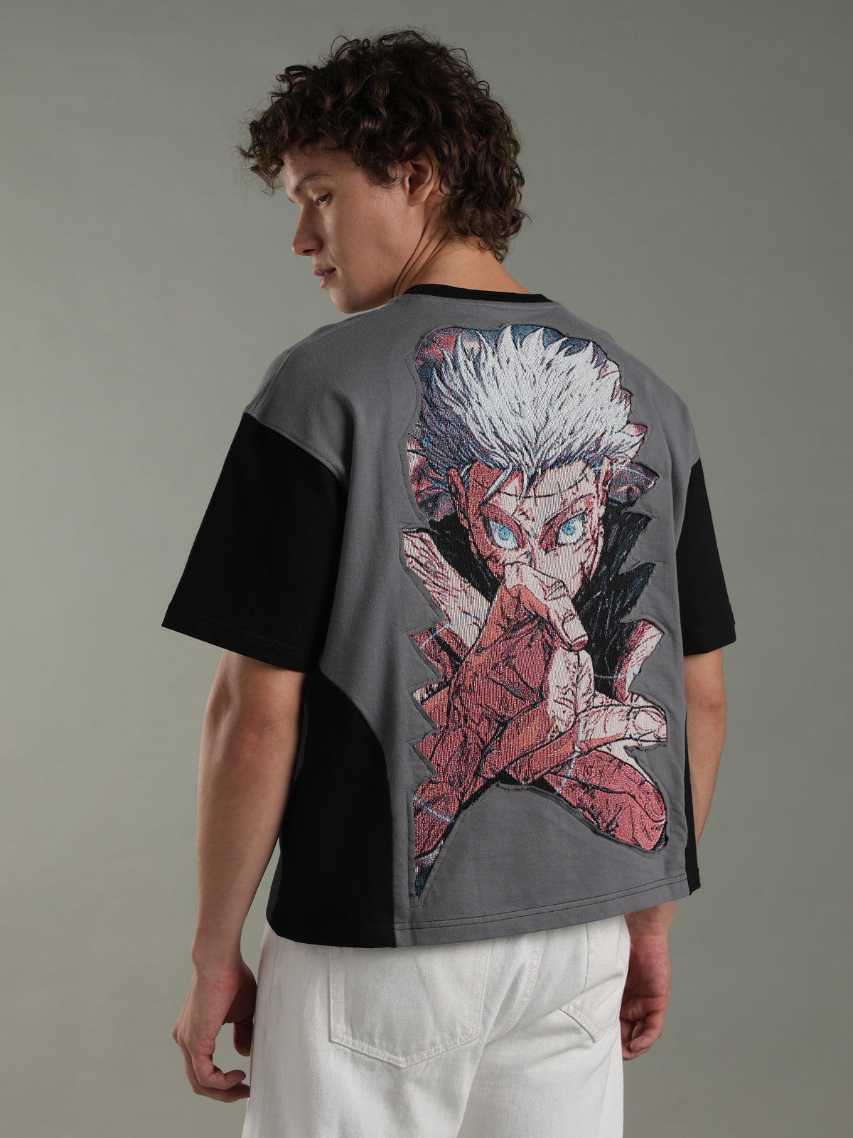 GOJO — Box-Fit T-Shirt